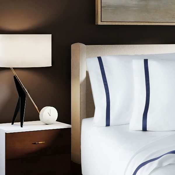 400 Thread Count White 100% Cotton Sateen Border Frame Sheet Set